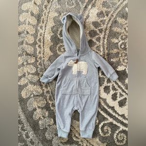 Reserved- bundle of 2 outfits size 3 mo,fleece polar bear and “wildly adorable”